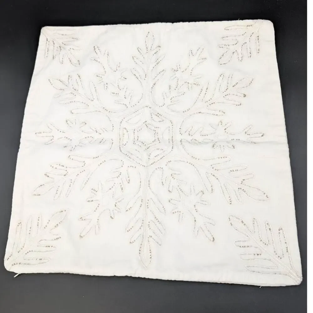 Pottery Barn Eira Pillow Cover Velvet Ivory Beaded Snowflake Metallic 20